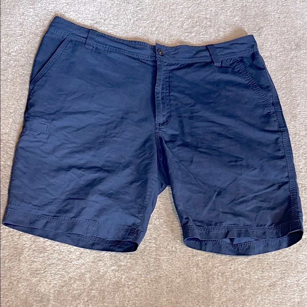 Royal Robbins Navy Blue Shorts L